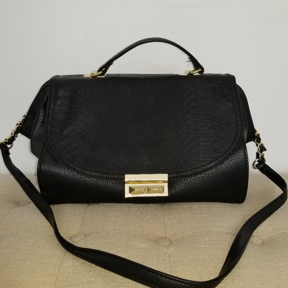 Olivia +joy handbag with removable strap